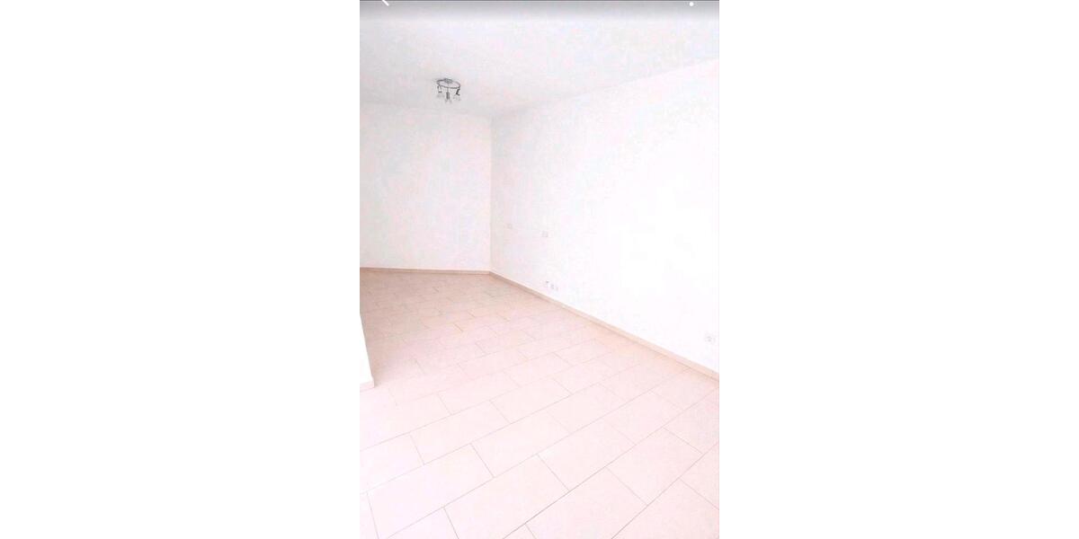 Erdgeschoßwohnung Schernfeld Birkhof - 4 Zimmer, 82 m&sup2;, 880&euro; | Angebot:26682608