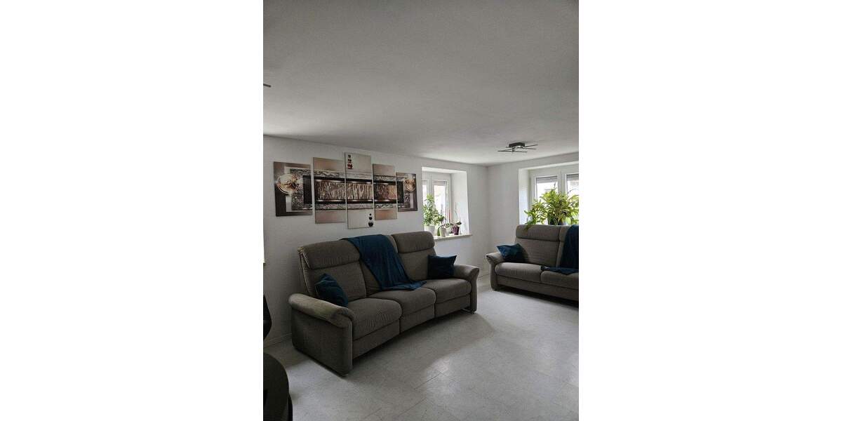 Einfamilienhaus Altmannstein Neuenhinzenhausen - 4 Zimmer, 145 m&sup2;, 399.000&euro; | Angebot:25722313