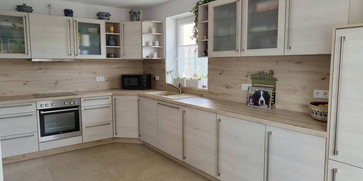 Mehrfamilienhaus, Wohnhaus Ingolstadt Hagau - 7 Zimmer, 230 m&sup2;, 930.000&euro; | Angebot:26527761