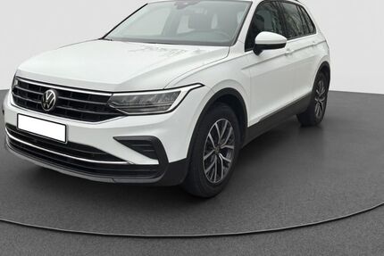 VW Tiguan 31.080 km 27.550 &euro; Manching 85077