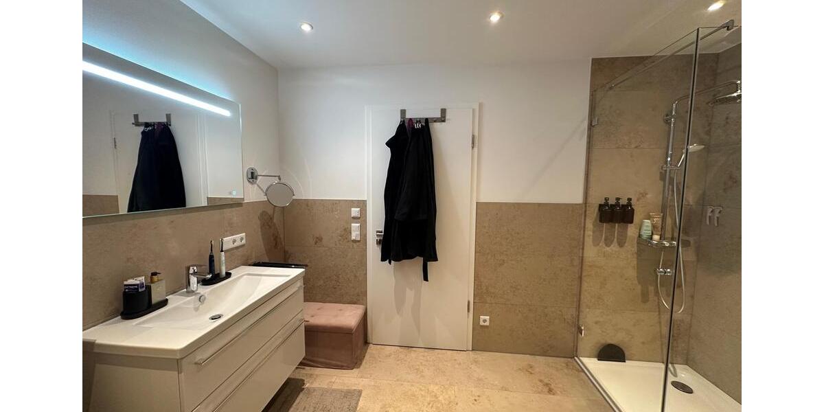 Erdgeschoßwohnung Ingolstadt - 2 Zimmer, 77 m&sup2;, 1.175&euro; | Angebot:26058101