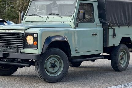 Land Rover Defender 137.000 km 19.900 &euro; Ingolstadt 85057