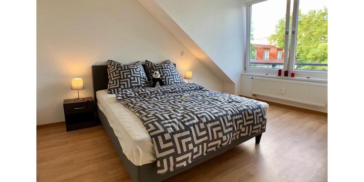 Dachgeschoßwohnung Ingolstadt Friedrichshofen-Hollerstauden - 2 Zimmer, 58 m&sup2;, 1.020&euro; | Angebot:25756829