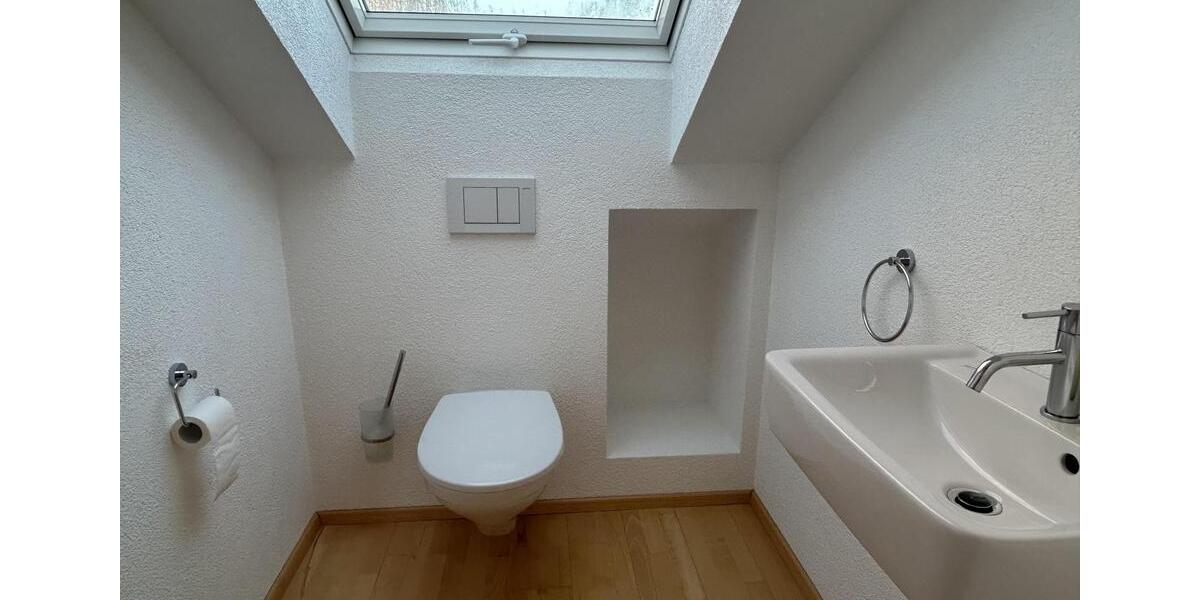 Dachgeschoßwohnung Karlshuld - 3 Zimmer, 140 m&sup2;, 1.400&euro; | Angebot:25145331