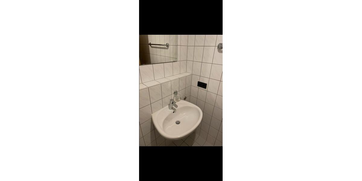 Etagenwohnung Ingolstadt Friedrichshofen-Hollerstauden - 1 Zimmer, 32 m&sup2;, 680&euro; | Angebot:27594350