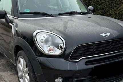 Mini Countryman S (Cooper) 98.000 km 10.600 &euro; Mainburg 84048