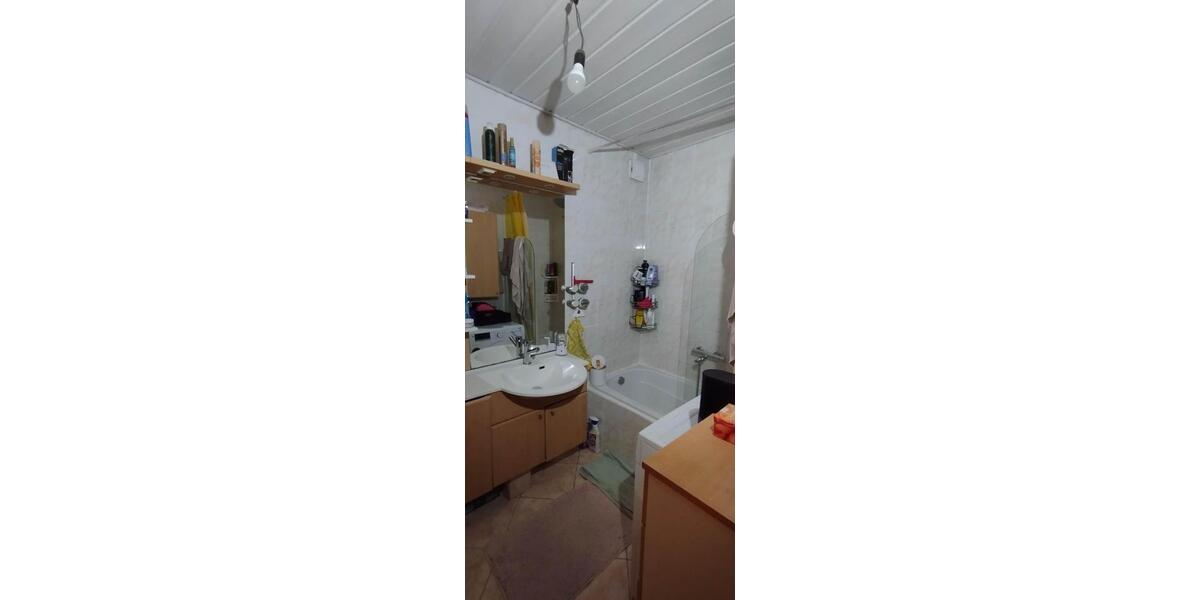 Etagenwohnung Ingolstadt Nordost - 3 Zimmer, 70 m&sup2;, 1.290&euro; | Angebot:25945333