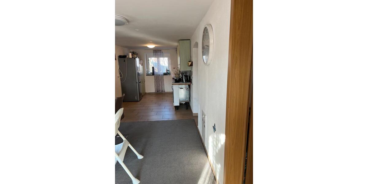 Etagenwohnung Wolnzach - 6 Zimmer, 114 m&sup2;, 1.000&euro; | Angebot:25872189