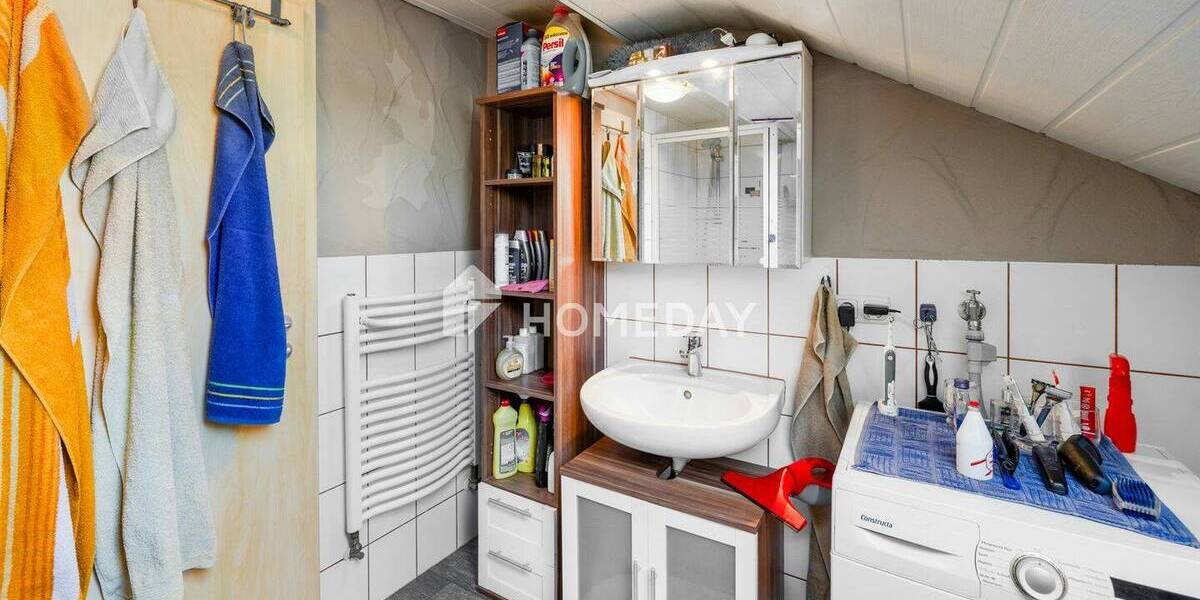 Etagenwohnung Manching (DG) Westenhausen - 2 Zimmer, 54 m&sup2;, 150.000&euro; | Angebot:25773220