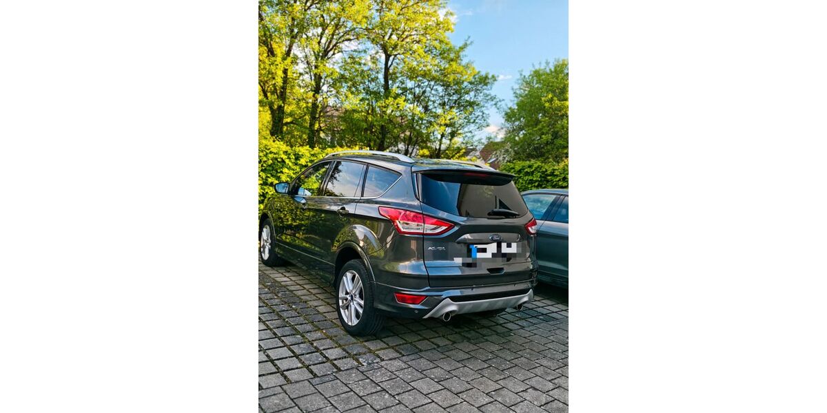Ford Kuga 188.000 km 8.200 &euro; Vohburg 85088