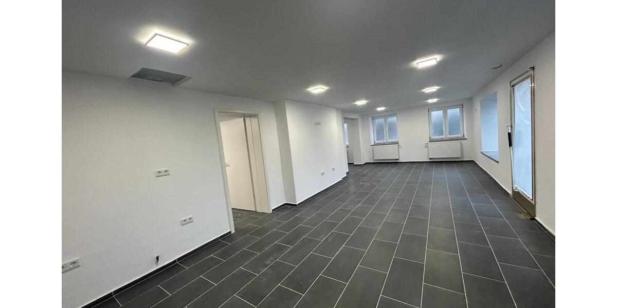 Gewerbeobjekt Eitensheim - 1.600&euro; | Angebot:25379886