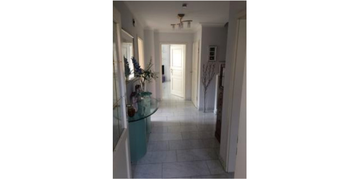 Doppelhaushälfte Ingolstadt - 5 Zimmer, 140 m&sup2;, 1.697&euro; | Angebot:25634011