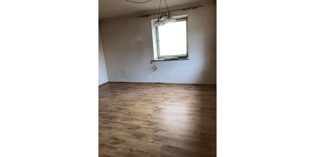 Bauernhaus, Landhaus Neustadt an der Donau - 8 Zimmer, 160 m&sup2;, 260.000&euro; | Angebot:26533878