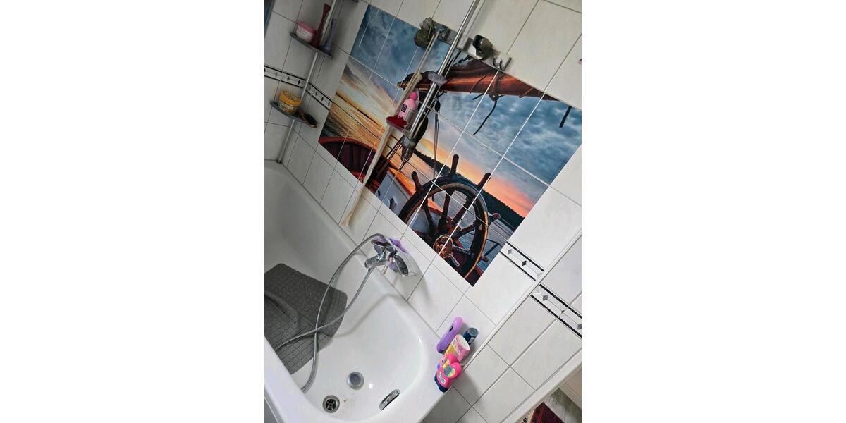 Dachgeschoßwohnung Ingolstadt Nordost - 3 Zimmer, 110 m&sup2;, 1.600&euro; | Angebot:26374277