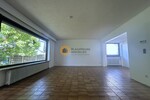 EinfamilienhausZweifamilienhaus mit 2 Einzelgaragen in schöner Ortsrandlage - Einfamilienhaus Hepberg | Angebot:26913983