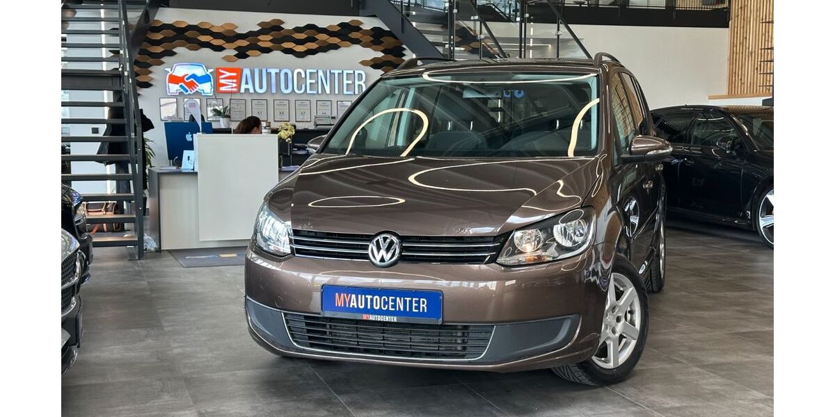 VW Touran 218.344 km 5.499 &euro; Pfaffenhofen 85276