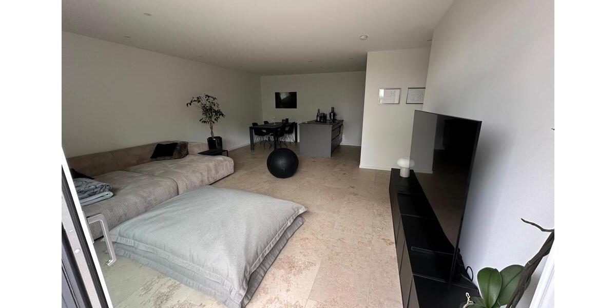 Erdgeschoßwohnung Ingolstadt - 2 Zimmer, 77 m&sup2;, 1.175&euro; | Angebot:26058101
