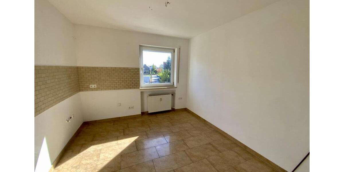 Etagenwohnung Schrobenhausen - 3 Zimmer, 108 m&sup2;, 890&euro; | Angebot:26335075