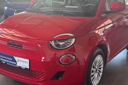 Fiat 500e 31.400 km 15.900 &euro; Langenmosen 86571