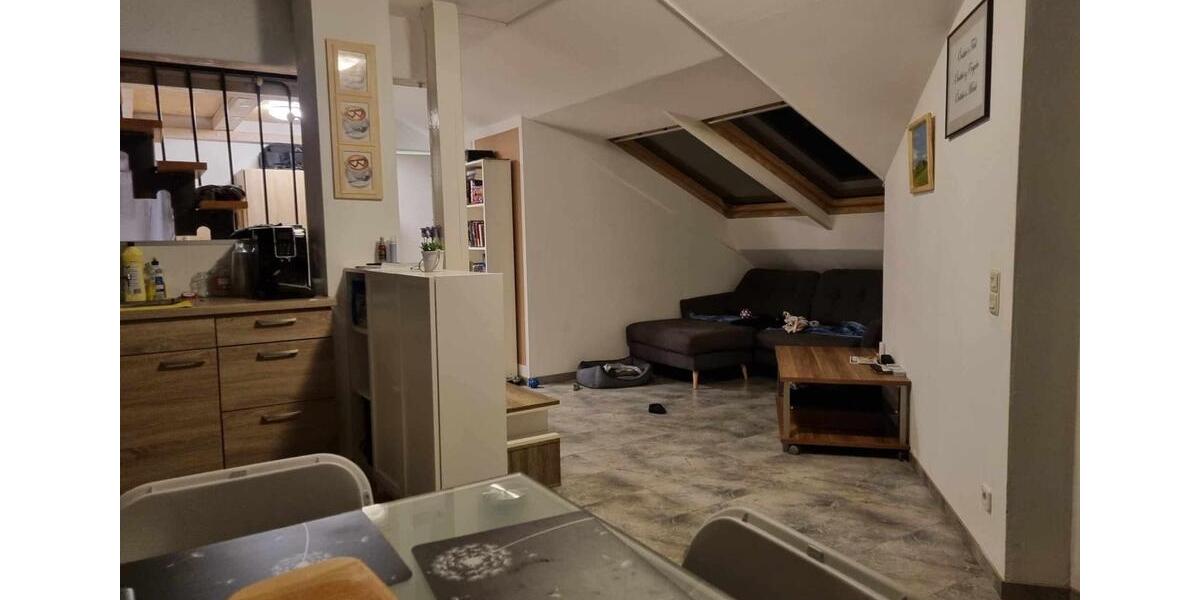 Dachgeschoßwohnung Ingolstadt Nordost - 2 Zimmer, 45 m&sup2;, 900&euro; | Angebot:25512569