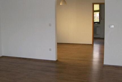 Wohnung Denkendorf - 4.5 Zimmer, 118 m&sup2;, 1.100&euro; | Angebot:26122051