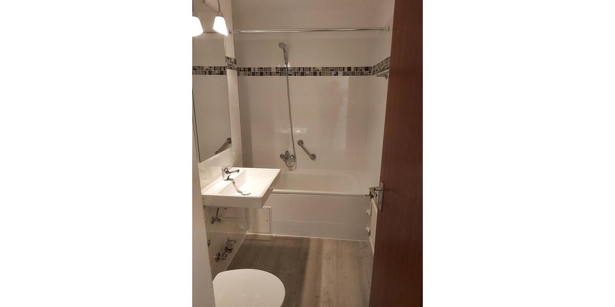 Etagenwohnung Ingolstadt Friedrichshofen-Hollerstauden - 1 Zimmer, 39 m&sup2;, 125.000&euro; | Angebot:25804582