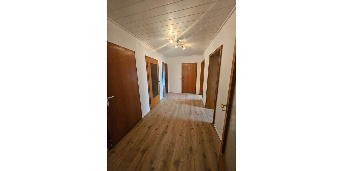 Etagenwohnung Buxheim - 4 Zimmer, 138 m&sup2;, 1.240&euro; | Angebot:25708046