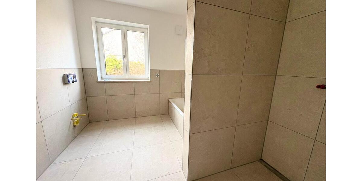 Erdgeschoßwohnung Großmehring - 3 Zimmer, 83 m&sup2;, 409.000&euro; | Angebot:25886363
