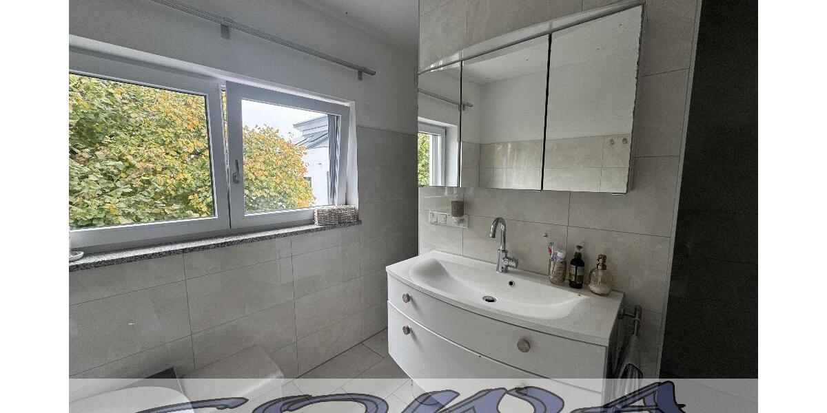Hochwertige Doppelhaushälfte mit Stellplätzen in Hepberg - Ein Objekt von Ihrem Immobilienpartner SOWA Immobilien und Finanzen - Doppelhaushälfte Hepberg | Angebot:26197258