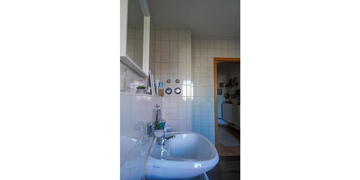 Erdgeschoßwohnung Geisenfeld - 4 Zimmer, 108 m&sup2;, 375.000&euro; | Angebot:26281474