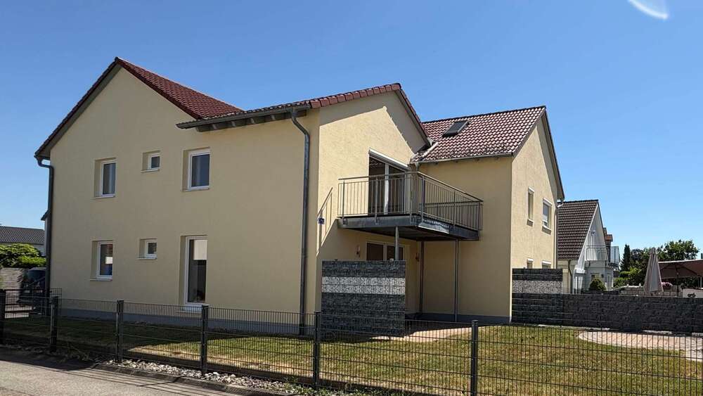 Etagenwohnung Wettstetten - 3 Zimmer, 86 m&sup2;, 299.000&euro; | Angebot:26786494