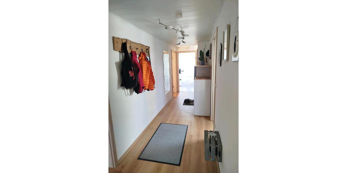 Dachgeschoßwohnung Ingolstadt Nordost - 3 Zimmer, 64 m&sup2;, 290.000&euro; | Angebot:27606764