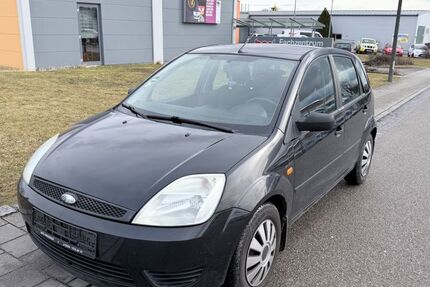 Ford Fiesta 66.200 km 2.199 &euro; stammham 85134