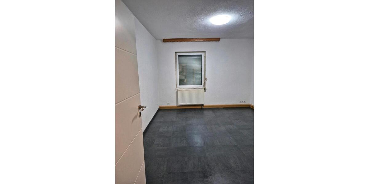 Etagenwohnung Neuburg an der Donau - 3 Zimmer, 52 m&sup2;, 160.000&euro; | Angebot:26266170