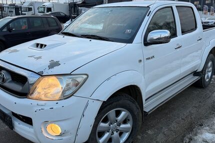 Toyota Hilux 298.000 km 14.279 &euro; Pfaffenhofen an der Ilm (Gewerbegebiet Kuglhof) 85276