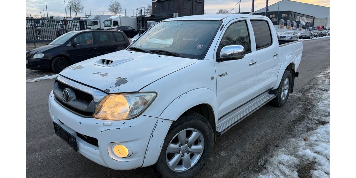 Toyota Hilux 298.000 km 14.279 &euro; Pfaffenhofen an der Ilm (Gewerbegebiet Kuglhof) 85276