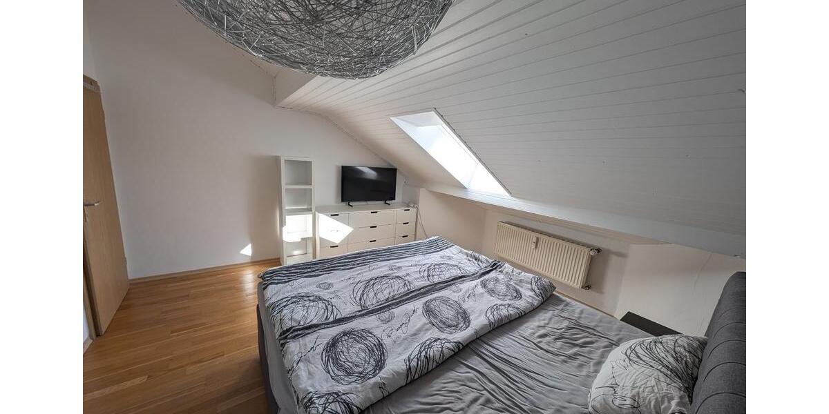 Dachgeschoßwohnung Ingolstadt Münchener Straße - 2.5 Zimmer, 65 m&sup2;, 980&euro; | Angebot:27611842