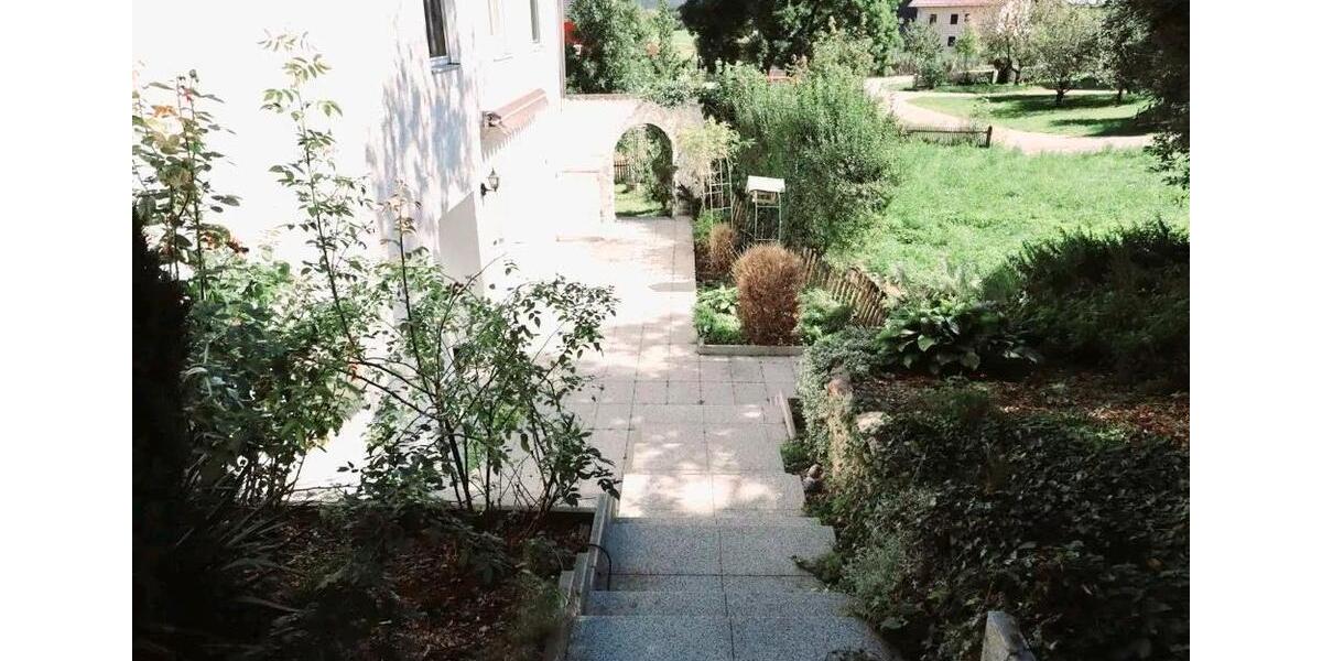 Mehrfamilienhaus, Wohnhaus Kinding - 15 Zimmer, 550 m&sup2;, 670.000&euro; | Angebot:26890326