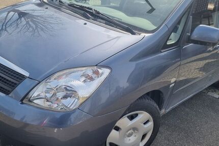 Toyota Corolla Verso 136.000 km 1.900 &euro; ingolstadt 85055