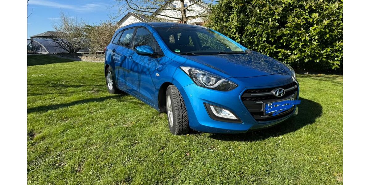 Hyundai i30 76.100 km 9.900 &euro; Schrobenhausen 86529