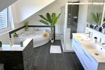 Eine Perle - Penthouse mit 100m² Dachterrasse und Platz für 4 Autos - Einfamilienhaus Wettstetten | Angebot:26652679