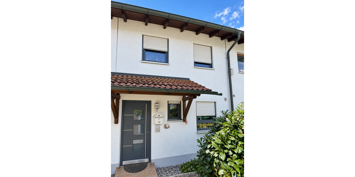 Einfamilienhaus Ingolstadt Münchener Straße - 4 Zimmer, 92 m&sup2;, 1.150&euro; | Angebot:27593415