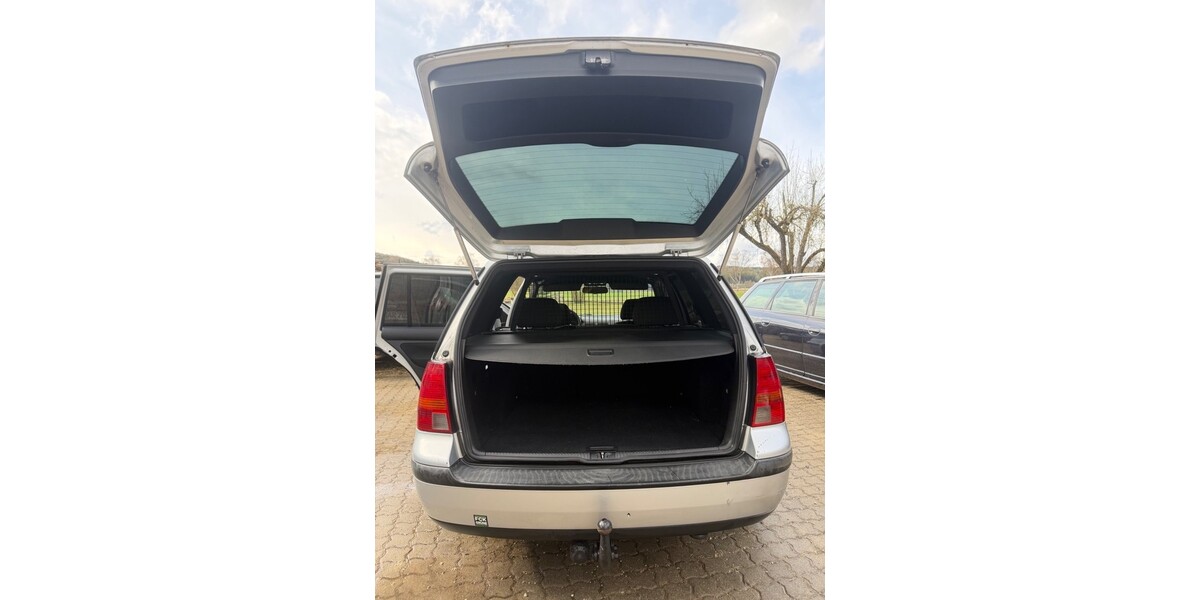 VW Golf IV Variant 274.000 km 1.800 &euro; Großmehring 85098