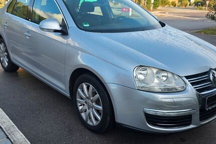 VW Jetta 85.000 km 3.900 &euro; Reichertshofen 85084