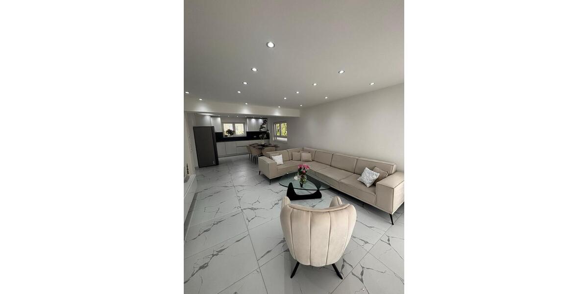 Erdgeschoßwohnung Stammham - 4 Zimmer, 115 m&sup2;, 360.000&euro; | Angebot:27249694