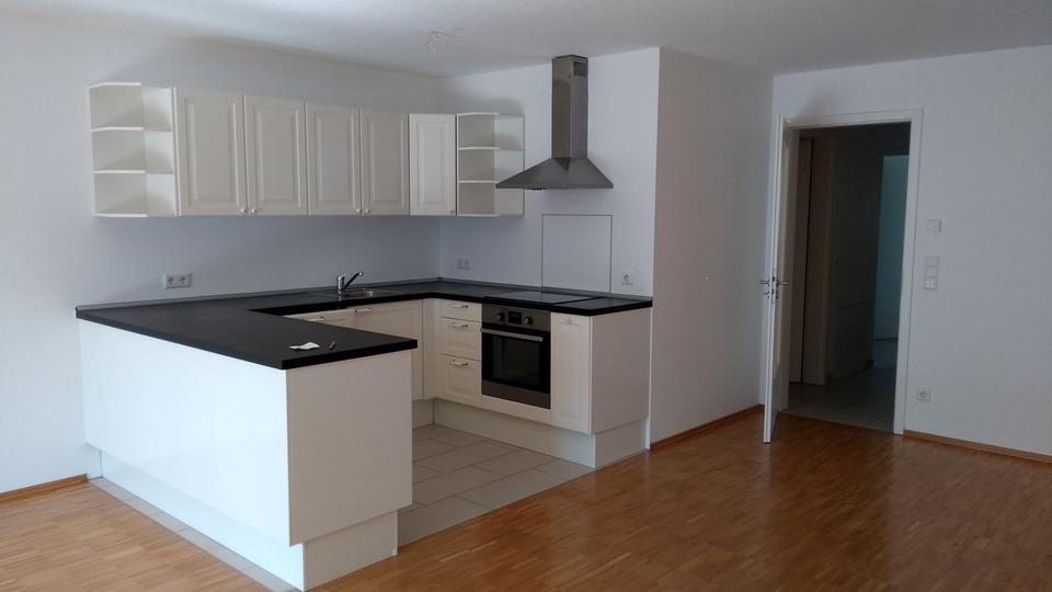 Etagenwohnung Ingolstadt - 3 Zimmer, 80 m&sup2;, 1.080&euro; | Angebot:25893408