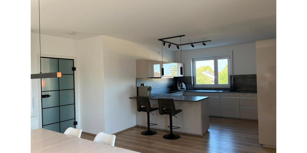 Etagenwohnung Gaimersheim - 3 Zimmer, 112 m&sup2;, 1.450&euro; | Angebot:27547593