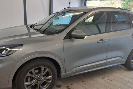 Ford Kuga 33.800 km 28.600 &euro; Mainburg 84048