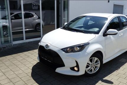 Toyota Yaris 18.150 km 20.990 &euro; Bad Gögging 93333