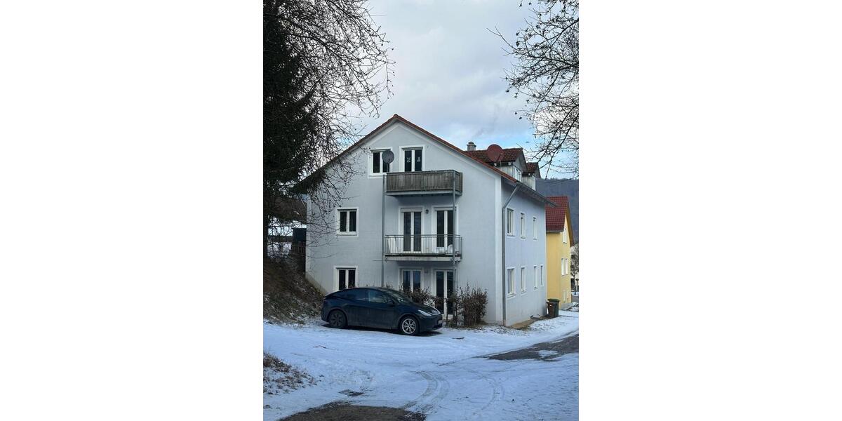 Etagenwohnung Walting - 4 Zimmer, 92 m&sup2;, 950&euro; | Angebot:25969362